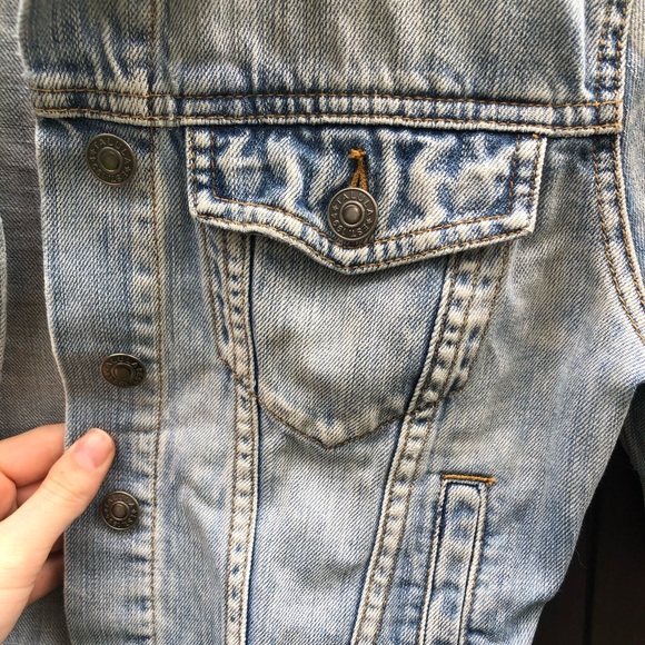 Talula Cropped Denim Jacket - Picture 5 of 12